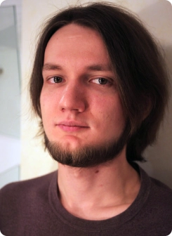 Роман Мезенцев